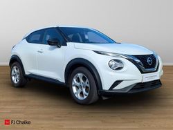 White Used 2022 Nissan Juke N-Connecta SUV | £14,490 (Fair price)
