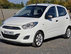 White Used 2013 Hyundai i10 Classic Hatchback | £1,999 (Fair price)