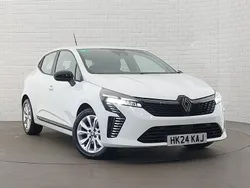 White Used 2024 Renault Clio V Evolution Hatchback | £16,698 (Fair price)