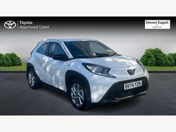 White Used 2024 Toyota Aygo PURE Hatchback | £13,561 (Fair price)