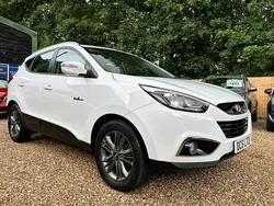 White Used 2015 Hyundai ix35 SE SUV | £4,495 (Fair price)