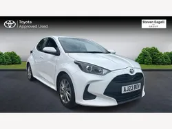 White Used 2023 Toyota Yaris Hybrid Hatchback | £16,877 (Good price)