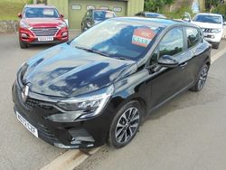 Black Used 2023 Renault Clio V Evolution Hatchback | £11,995 (Super price)