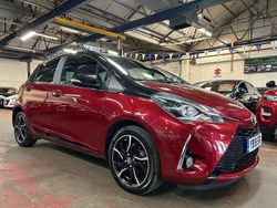 Red/black Used 2018 Toyota Yaris Hatchback | £7,491 (Fair price)