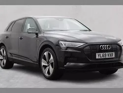 Black Used 2020 Audi e-tron Advanced SUV | £26,480 (Expensive)