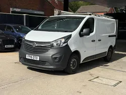 White Used 2016 Vauxhall Vivaro S Van | £6,250 (Fair price)