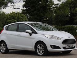 White Used 2014 Ford Fiesta Zetec Hatchback | £5,490 (Fair price)