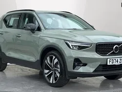 Green Used 2025 Volvo XC40 Plus SUV | £34,442 (Fair price)