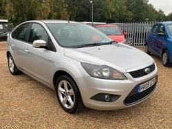Silver Used 2009 Ford Focus Zetec Hatchback | £2,995 (A bit pricey)
