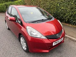 Red Used 2015 Honda Jazz ES Hatchback | £8,795 (Fair price)
