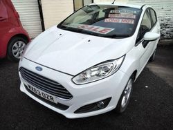 White Used 2013 Ford Fiesta Zetec Hatchback | £4,995 (Fair price)