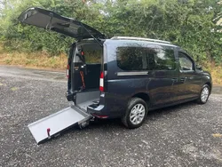 Blue Used 2024 Ford Tourneo Connect Titanium MPV | £22,995 (Fair price)