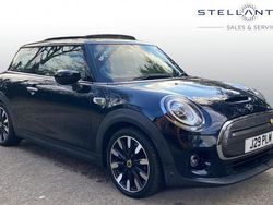 Used 2020 Mini Cooper Level 3 Hatchback | £15,205 (Expensive)
