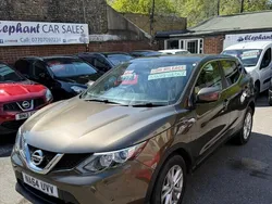 Beige Used 2014 Nissan Qashqai Acenta Premium SUV | £4,995 (Super price)