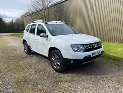 White Used 2017 Dacia Duster Lauréate SUV | £6,950 (Good price)