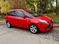 Red Used 2014 Vauxhall Zafira SRi MPV | £3,990 (Good price)