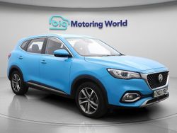 Blue Used 2022 MG HS Excite SUV | £12,600 (Fair price)