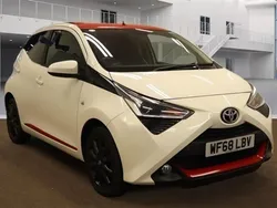 White Used 2018 Toyota Aygo x-press Hatchback | £7,995 (Fair price)