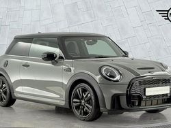 Moonwalk grey Used 2021 Mini Cooper S Hatch Hatchback | £19,990 (Fair price)