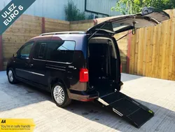 Purple Used 2018 VW Caddy Maxi Life Life MPV | £18,902 (A bit pricey)