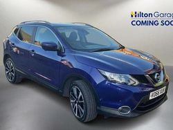 Used 2016 Nissan Qashqai Tekna SUV | £10,750 (Fair price)