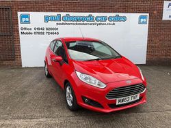 Red Used 2014 Ford Fiesta Zetec Hatchback | £3,195 (Fair price)