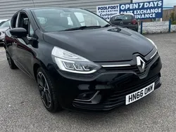 Black Used 2016 Renault Clio IV Dynamique Hatchback | £6,995 (Fair price)