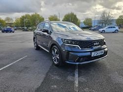 Grey Used 2024 Kia Sorento SUV | £38,490 (A bit pricey)