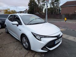 White Used 2019 Toyota Corolla Hatchback | £13,490 (Fair price)