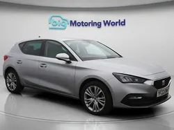 Silver Used 2022 Seat Leon SE Dynamic Hatchback | £15,400 (Fair price)