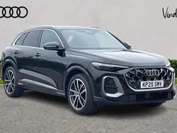 Black Used 2025 Audi Q5 Advanced SUV | £57,148