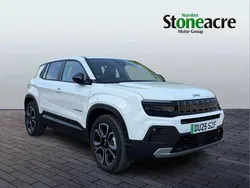 White New 2025 Jeep Avenger EV Altitude SUV | £27,000 (Fair price)