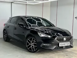 Black Used 2021 Seat Leon FR Hatchback | £12,984 (Fair price)