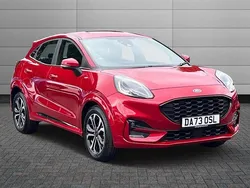 Fantastic red Used 2023 Ford Puma ST-Line Hatchback | £18,250 (Fair price)