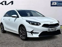 White Used 2025 Kia Ceed 3 Hatchback | £21,995 (Expensive)
