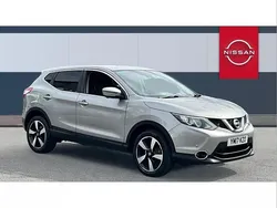 Silver Used 2017 Nissan Qashqai N-Connecta SUV | £8,965 (Good price)