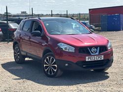 Red Used 2013 Nissan Qashqai 360º SUV | £2,490 (Super price)