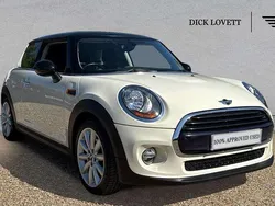White Used 2016 Mini Cooper Hatch Hatchback | £13,495 (Fair price)