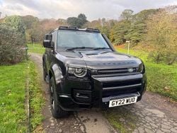 Black Used 2022 Land Rover Defender HSE Estate | £53,395 (Good price)