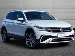 Pure white Used 2025 VW Tiguan Allspace Elegance SUV | £33,295 (Fair price)