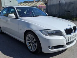 White Used 2011 BMW 320 Sedan | £2,999 (Fair price)