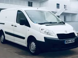 White Used 2015 Peugeot Expert Van | £4,995 (Fair price)
