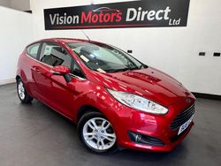 Red Used 2016 Ford Fiesta Zetec Hatchback | £6,240 (Fair price)