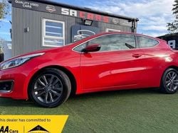 Red Used 2017 Kia ProCeed Hatchback | £5,295 (Super price)