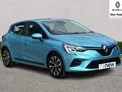 Blue celadon Used 2021 Renault Clio V Iconic Hatchback | £12,665 (Fair price)