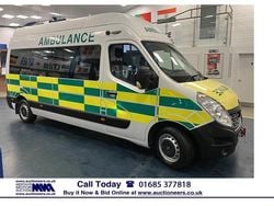 White Used 2018 Renault Master Van | £7,618 (Super price)