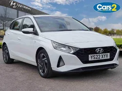White Used 2022 Hyundai i20 SE Hatchback | £10,750 (Fair price)