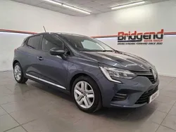 Grey Used 2020 Renault Clio V Play Hatchback | £9,199 (Fair price)