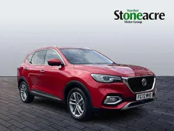 Red Used 2022 MG HS Exclusive SUV | £18,395 (Fair price)