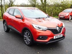 Red Used 2019 Renault Kadjar Iconic SUV | £9,350 (Good price)